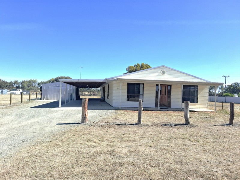 13 Railway Place, Gunbower VIC 3566