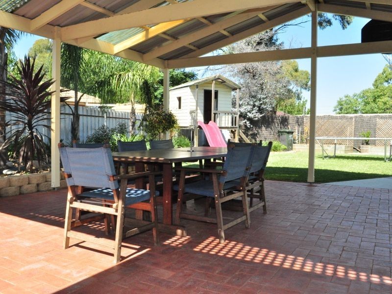 40 Adelaide Crescent, Echuca VIC 3564