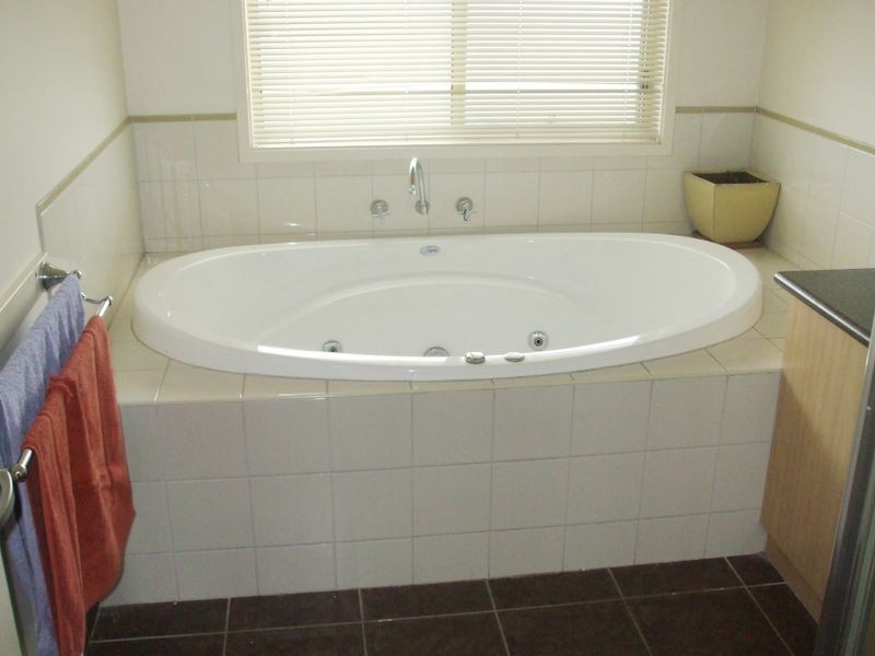 15 Brecon Court, Echuca VIC 3564