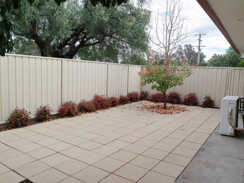 1/94 Haverfield Street, Echuca VIC 3564