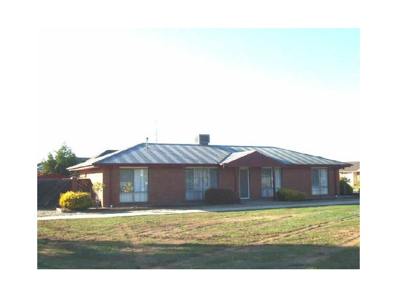 1 Genevieve Avenue, Echuca VIC 3564