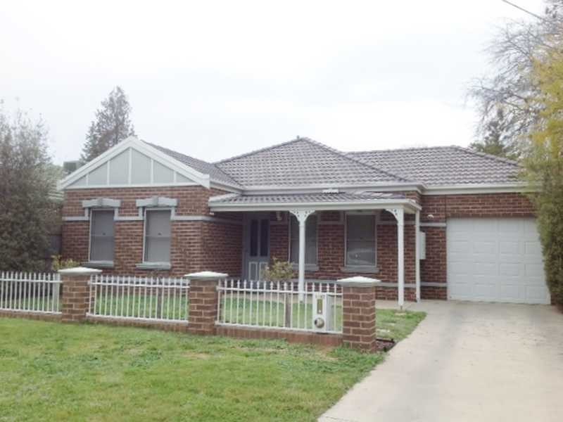 1/42 Hopwood Street, Echuca VIC 3564