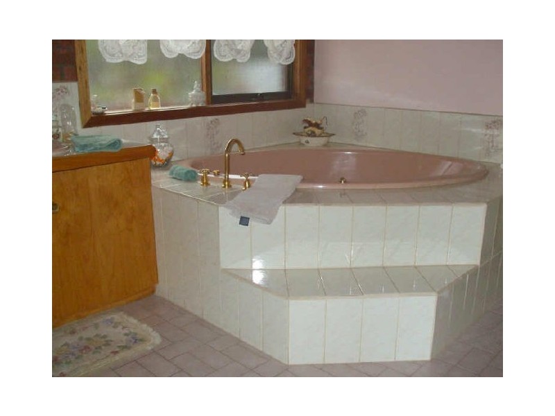 53 Elizabeth Street, Echuca VIC 3564