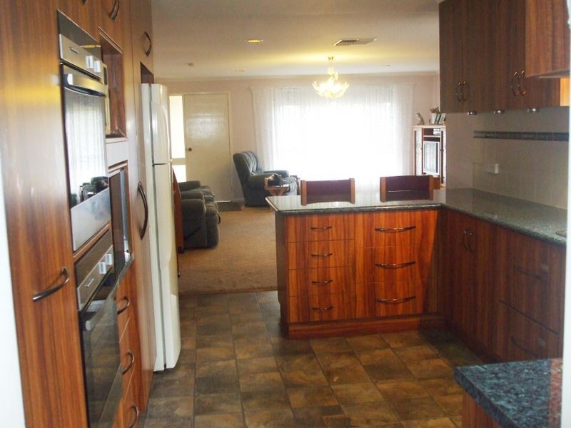 14 Moore Street, Echuca VIC 3564