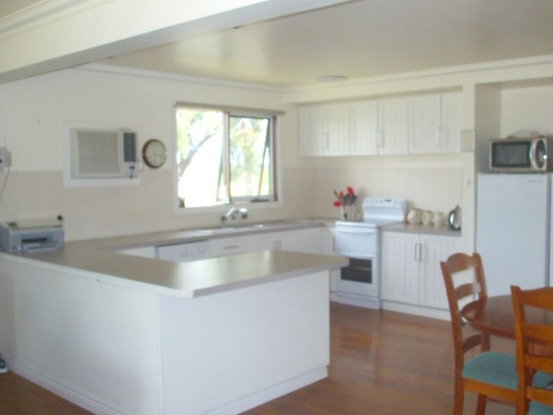 932 Muller Road, Echuca West VIC 3564