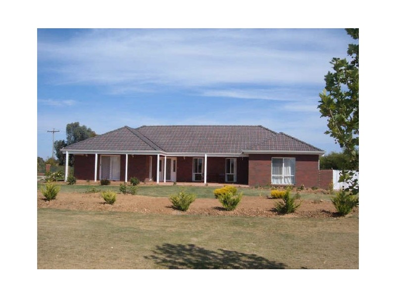 1 Winbi Lane, Moama NSW 2731