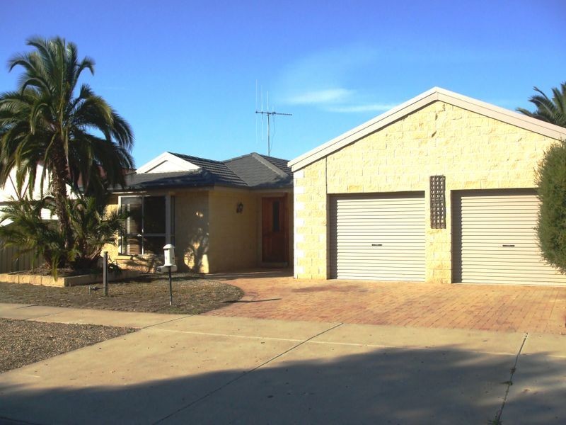 18 Alfred Avenue, Echuca VIC 3564