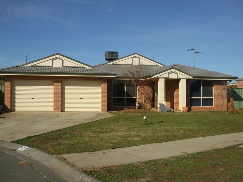 10 Woodlands Circuit, Echuca VIC 3564