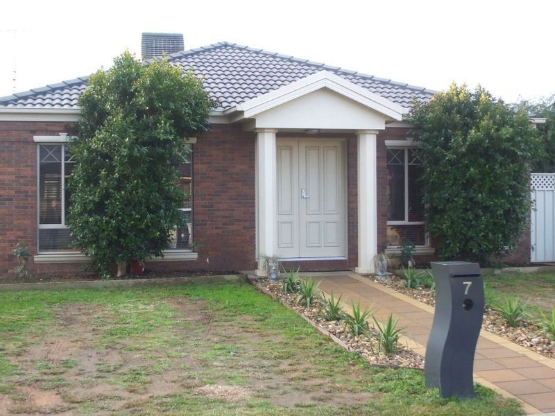 7 Ibis Way, Moama NSW 2731