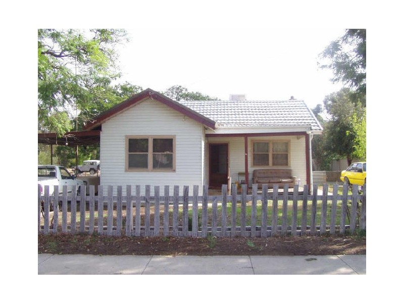 35 Mathoura Street, Mathoura NSW 2710