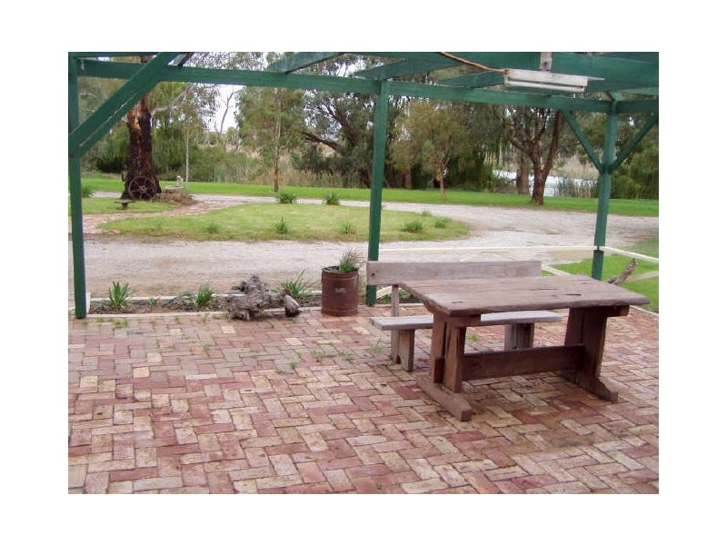 146 Fracaro Road, Gunbower VIC 3566