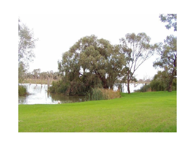 146 Fracaro Road, Gunbower VIC 3566