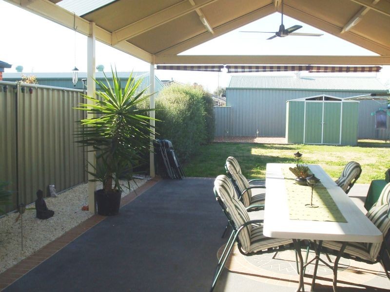 8 Amy Place, Echuca VIC 3564