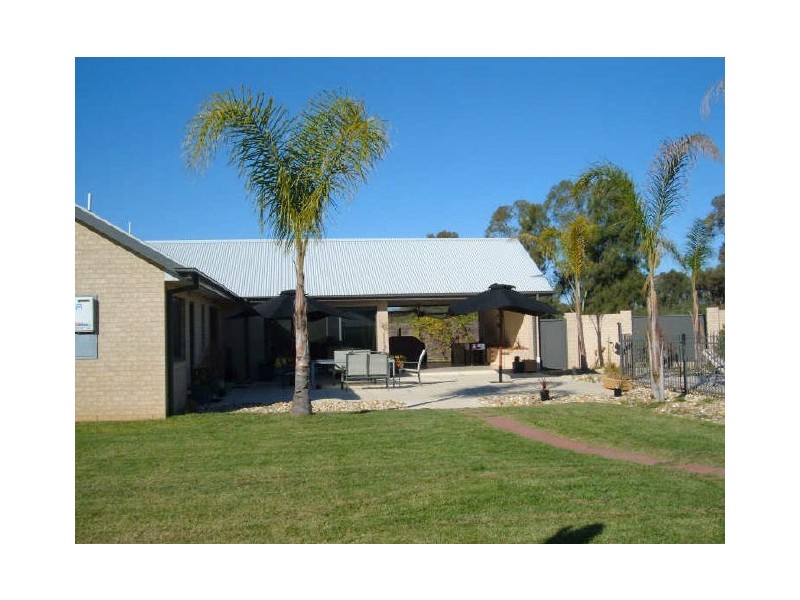 9 Silver Gums Place, Moama NSW 2731