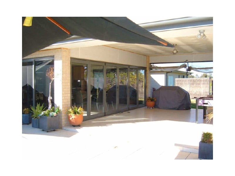 9 Silver Gums Place, Moama NSW 2731