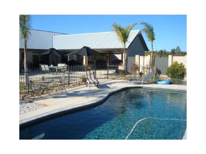 9 Silver Gums Place, Moama NSW 2731