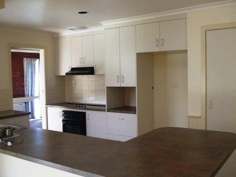 8 Rutley Crescent, Echuca VIC 3564