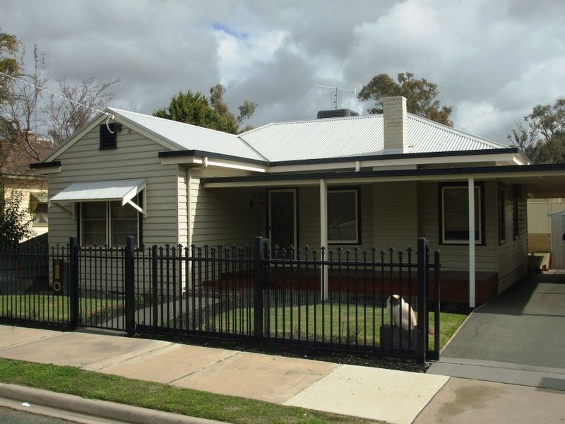13 Murray Street, Echuca VIC 3564