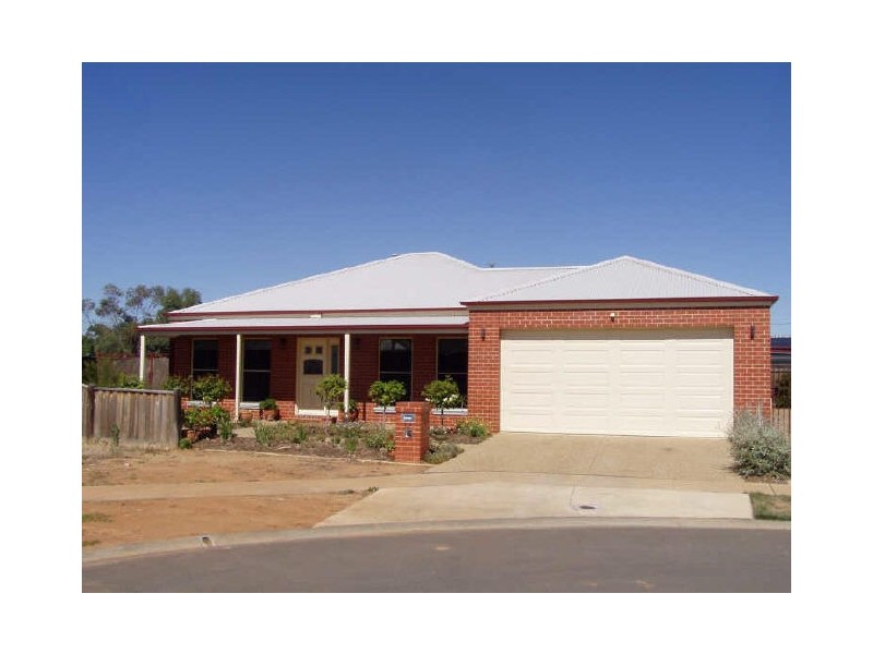 12 Willicent Terrace, Echuca VIC 3564