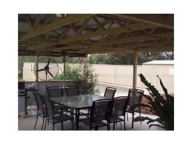 51 Murray Drive, Echuca VIC 3564