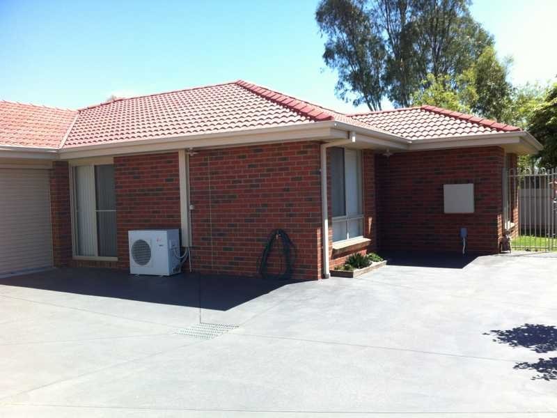 2/32 Regent Street, Moama NSW 2731