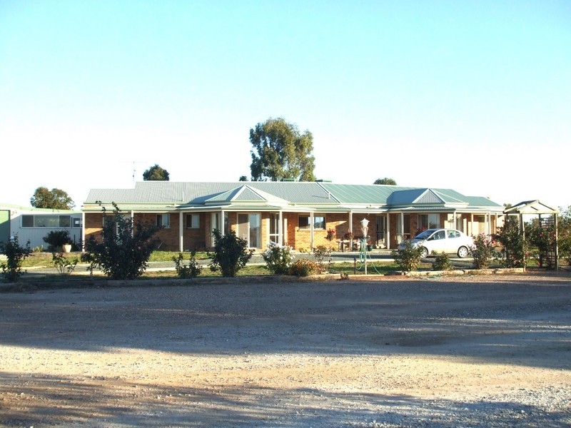 454 Centre Road, Moama NSW 2731