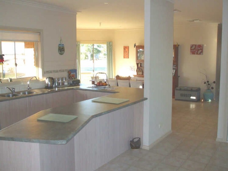 454 Centre Road, Moama NSW 2731