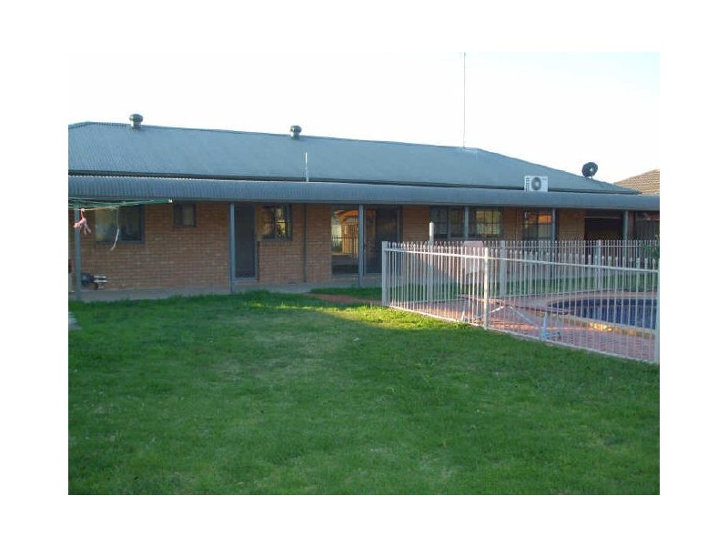3 Deakin Grove, Tongala VIC 3621