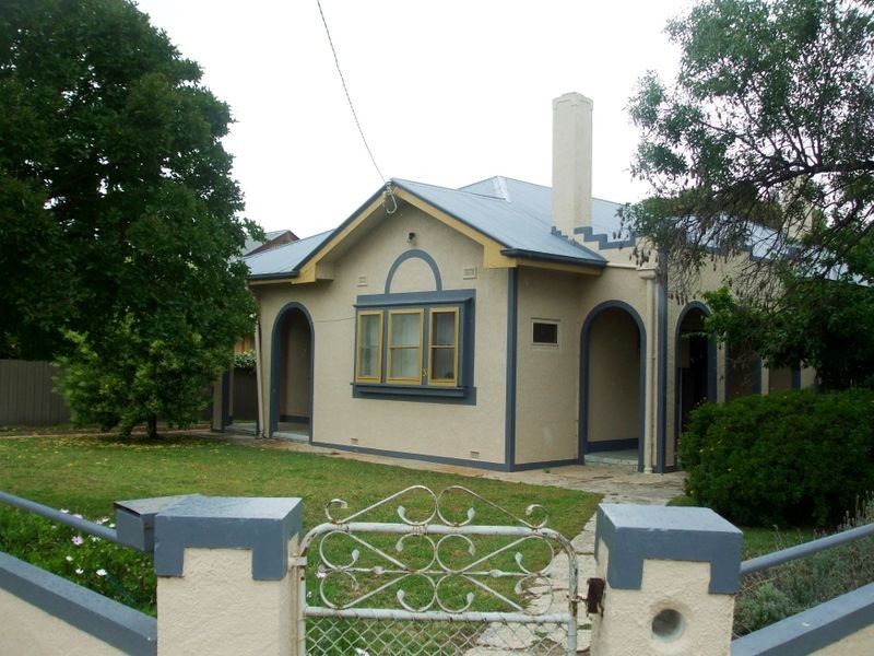 37 Hare Street, Echuca VIC 3564