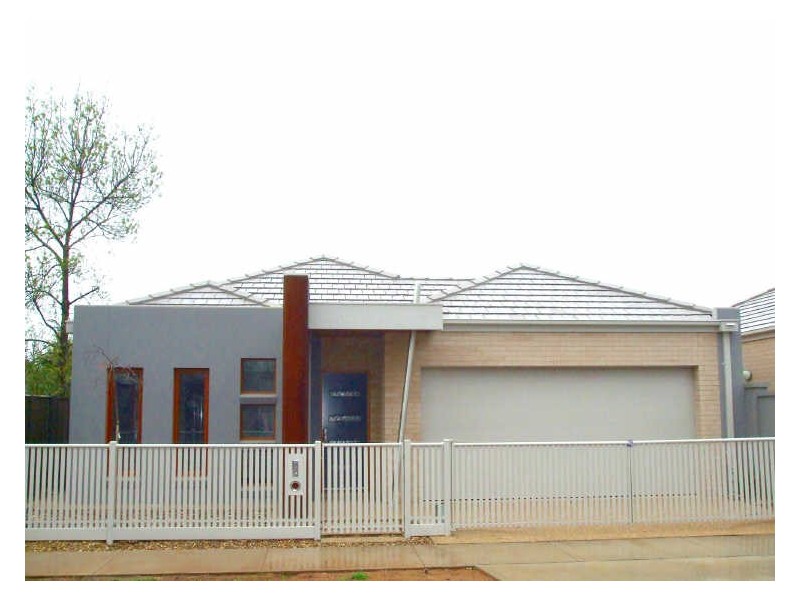 2/39 Hare Street, Echuca VIC 3564