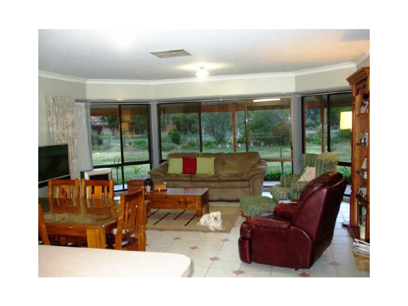 2 Charters Drive, Moama NSW 2731