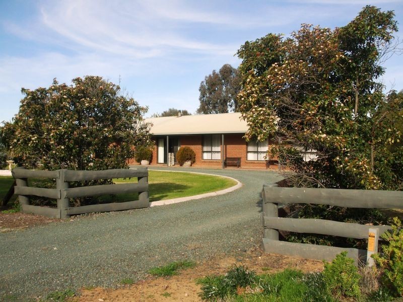 21 Tangey Lane, Echuca VIC 3564