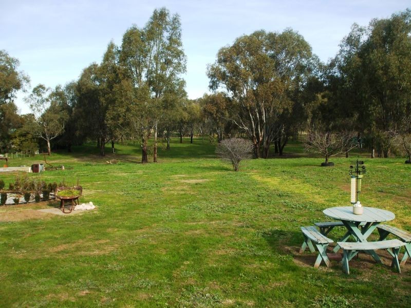 21 Tangey Lane, Echuca VIC 3564