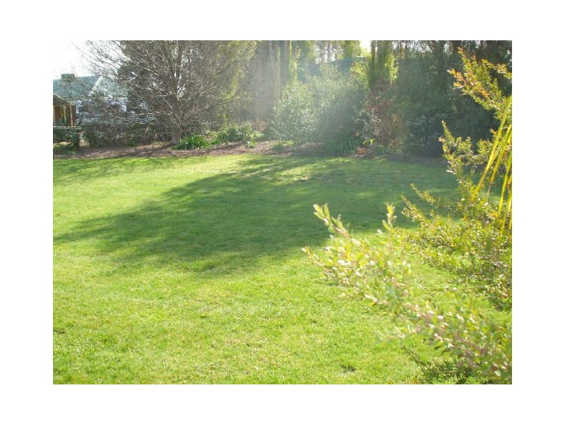 1 Charters Drive, Moama NSW 2731