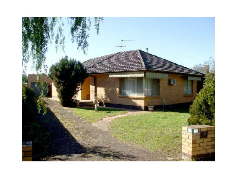 64 Hovell Street, Echuca VIC 3564