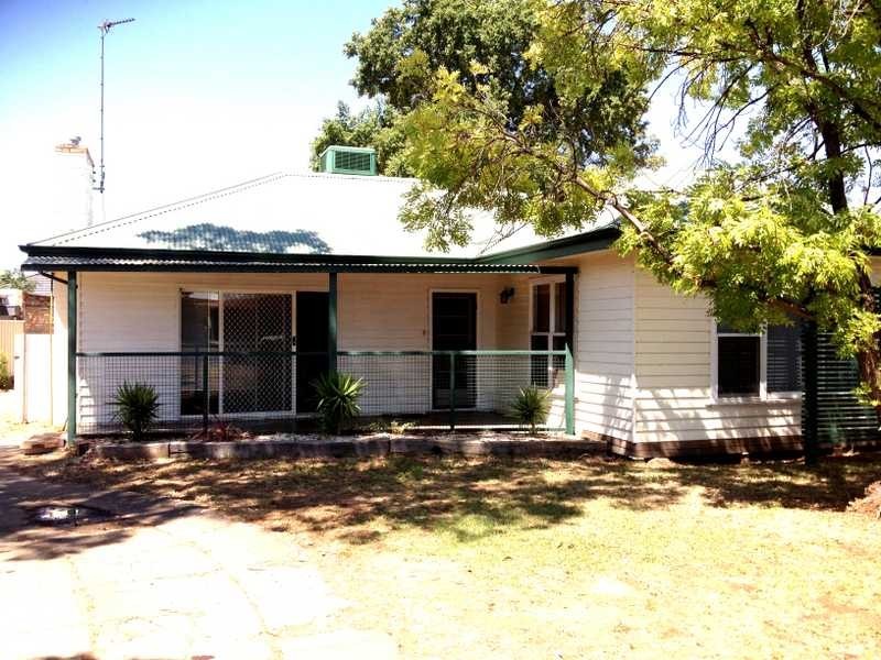 8 Francis Street, Echuca VIC 3564