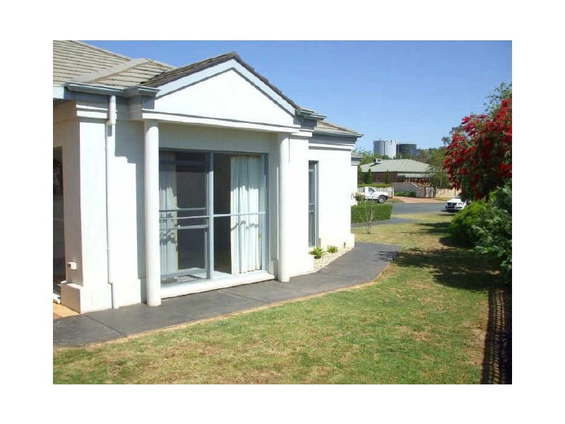 8 Kulgoa Avenue, Moama NSW 2731