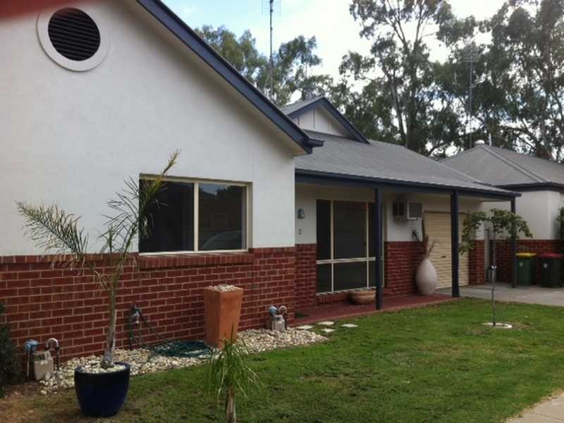 2/63 Landsbourgh Street, Echuca VIC 3564