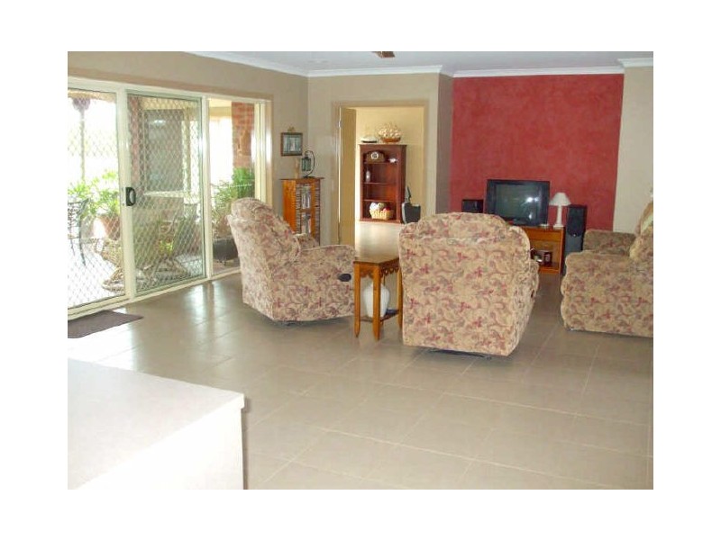 7 Silvergum Place, Moama NSW 2731