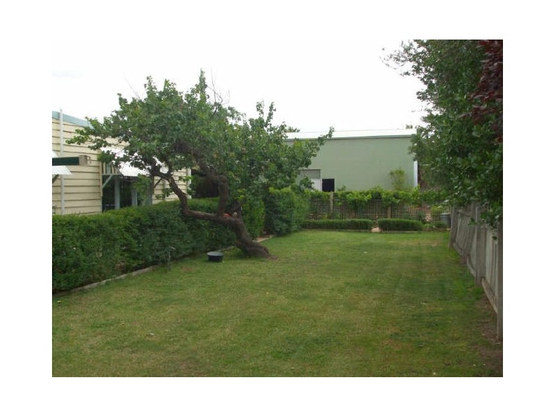 33 Mitchell Street, Echuca VIC 3564