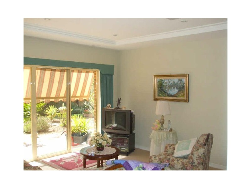 28 Kingfisher Drive West, Moama NSW 2731
