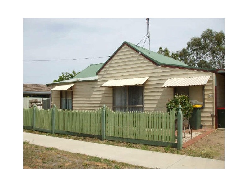 34 Porter Street, Moama NSW 2731