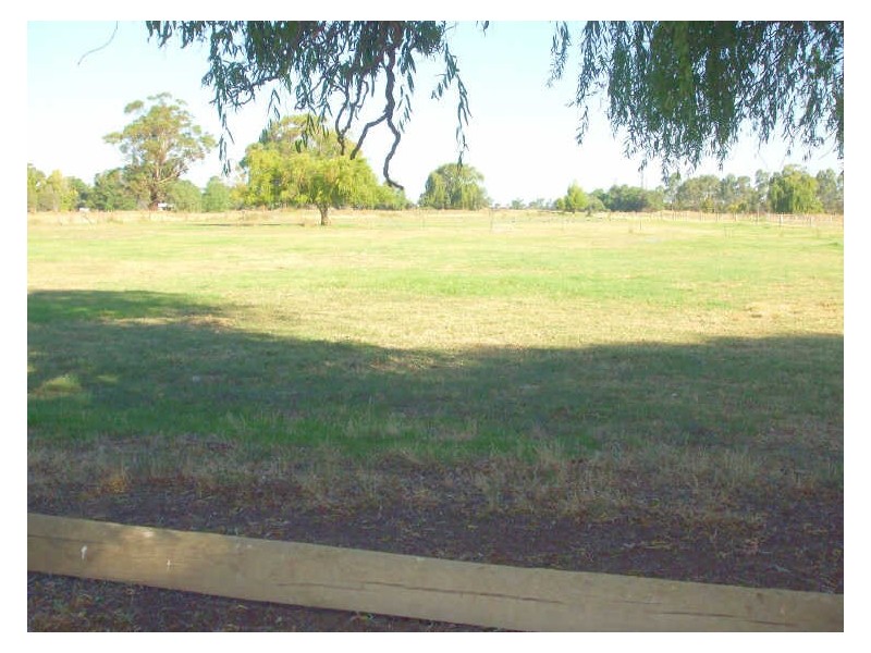 29 Mew Lane, Bamawm VIC 3561
