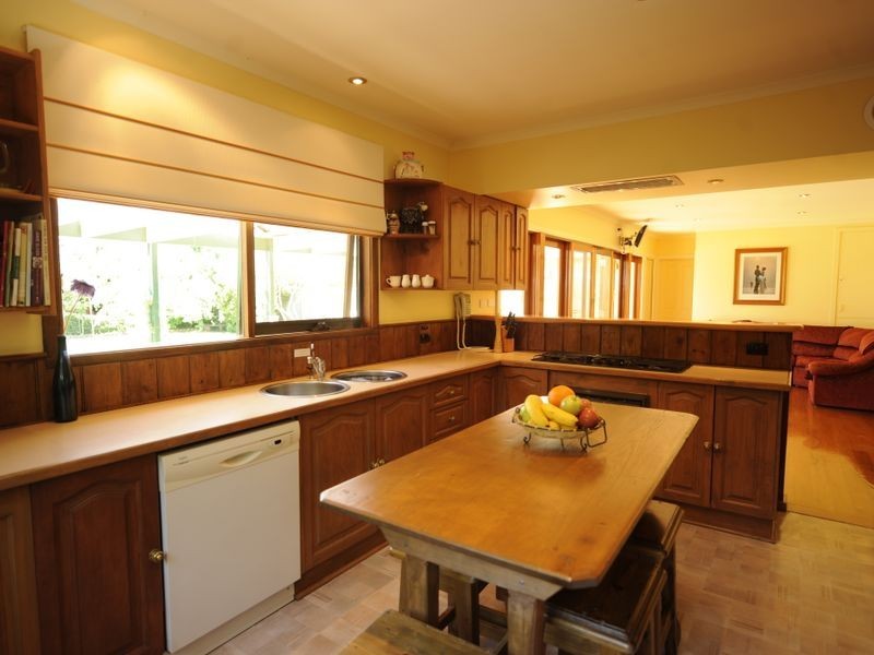 68 Hopwood Street, Echuca VIC 3564