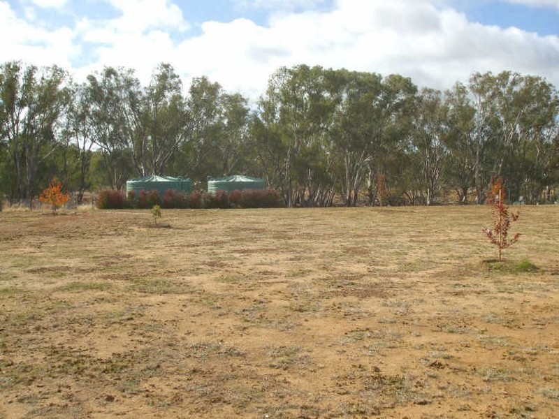 23 Chelsworth Drive, Echuca VIC 3564