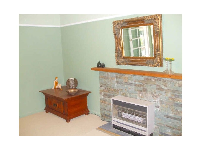 9 Morton Street, Rochester VIC 3561