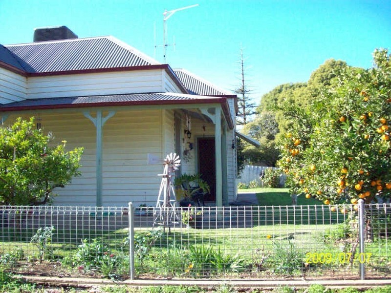 2 Barton Street, Lockington VIC 3563