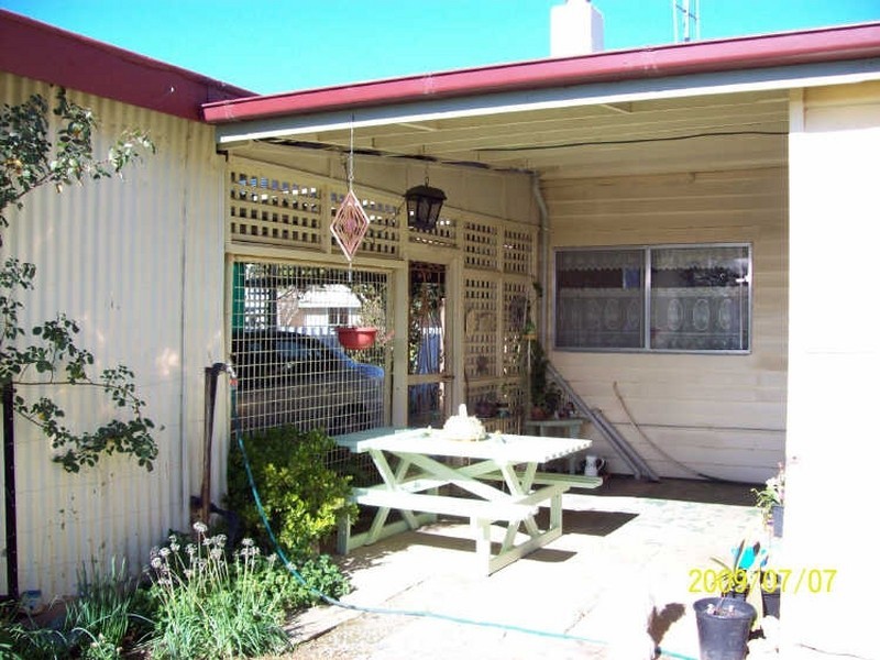 2 Barton Street, Lockington VIC 3563