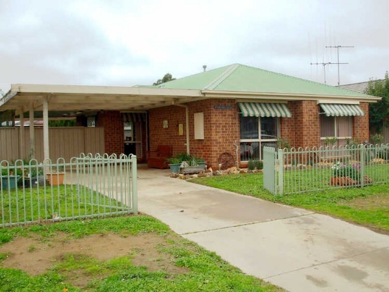42 Sturt Street, Echuca VIC 3564