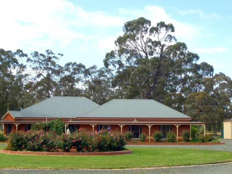 64 Moorabinda Road, Echuca VIC 3564